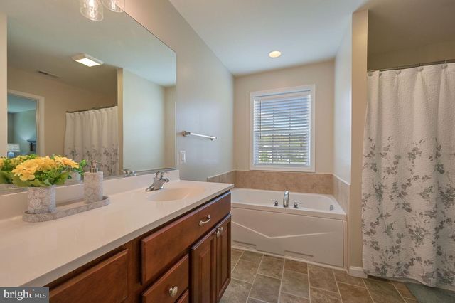 141 HUNTERS RUN BLVD, Felton, DE 19943