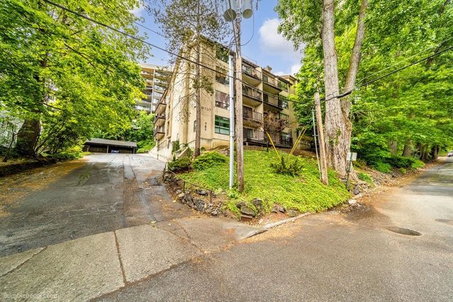 707 W 6th Ave, Spokane, WA 99204