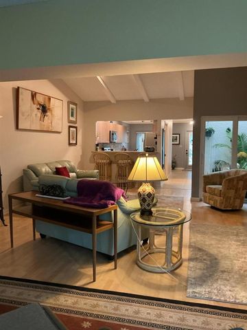 6912 BARBAROSSA Street, Boca Raton, FL 33433