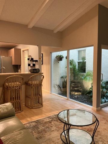 6912 BARBAROSSA Street, Boca Raton, FL 33433