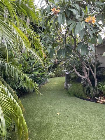 6912 BARBAROSSA Street, Boca Raton, FL 33433