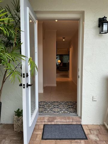 6912 BARBAROSSA Street, Boca Raton, FL 33433