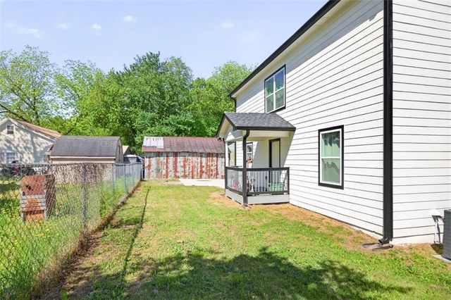 43 Chestnut Street, Commerce, GA 30529
