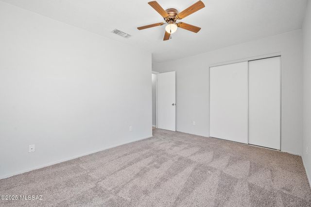 10235 E Rainbow Meadow Drive, Tucson, AZ 85747