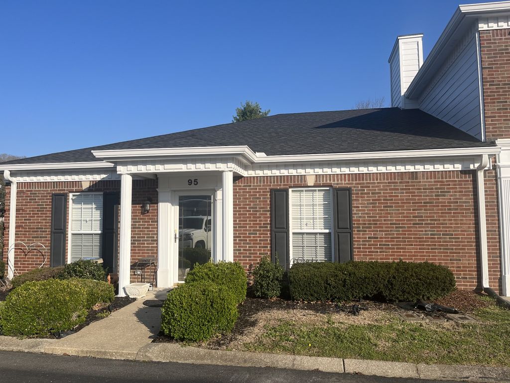 2121 Highway 12 S Unit 95, Ashland City, TN 37015