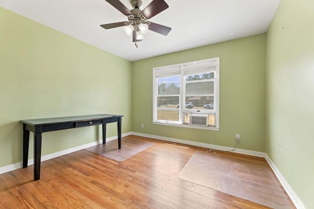 1907 Paige ST, Georgetown, TX 78626