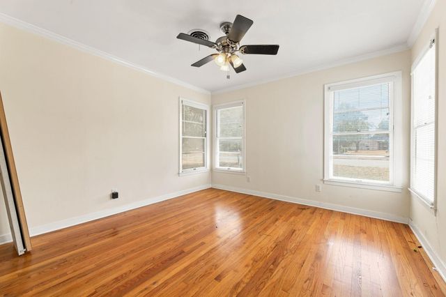 1907 Paige ST, Georgetown, TX 78626