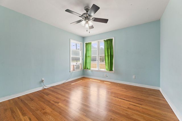 1907 Paige ST, Georgetown, TX 78626