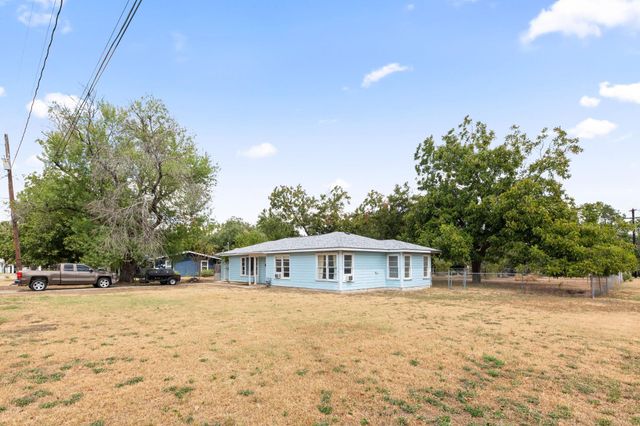 1907 Paige ST, Georgetown, TX 78626