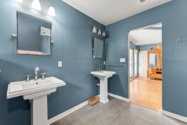1907 Paige ST, Georgetown, TX 78626