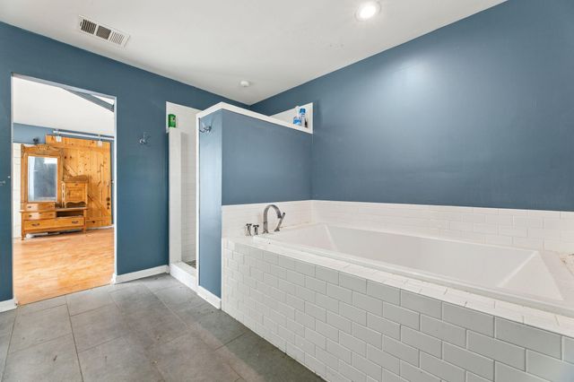 1907 Paige ST, Georgetown, TX 78626