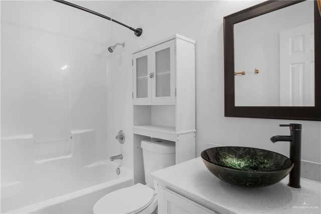 227 Vanilla Drive, Alamo, TX 78516