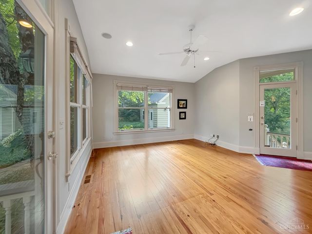 177 Burns Avenue, Wyoming, OH 45215