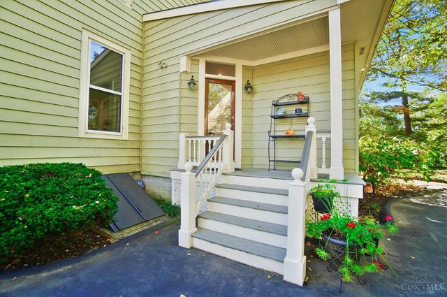 177 Burns Avenue, Wyoming, OH 45215
