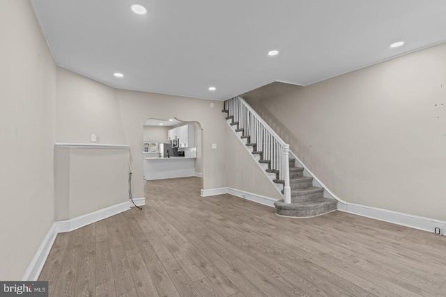 4932 N 8TH ST, Philadelphia, PA 19120