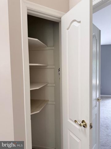 5936 HALPINE RD, Rockville, MD 20851