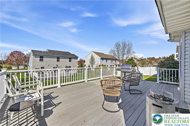 1943 Cabernet Place, Bethlehem Twp, PA 18045