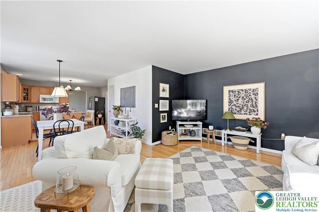 1943 Cabernet Place, Bethlehem Twp, PA 18045