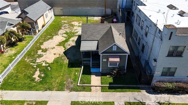 414 Linden Avenue, Long Beach, CA 90802