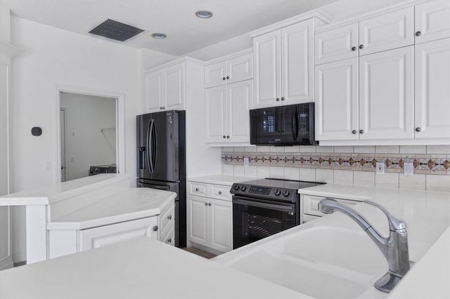 8501 PARK SHORE LANE, Sarasota, FL 34238