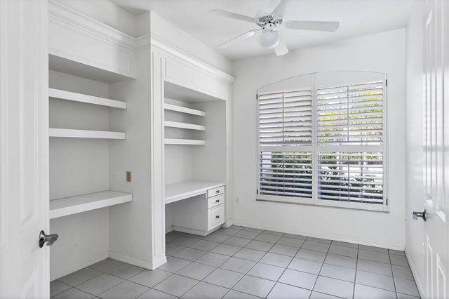 8501 PARK SHORE LANE, Sarasota, FL 34238