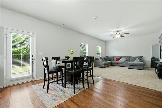118 Aberdeen Way, Dallas, GA 30132