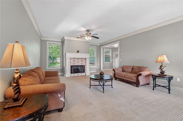 3088 Dorchester Drive, Fayetteville, AR 72703