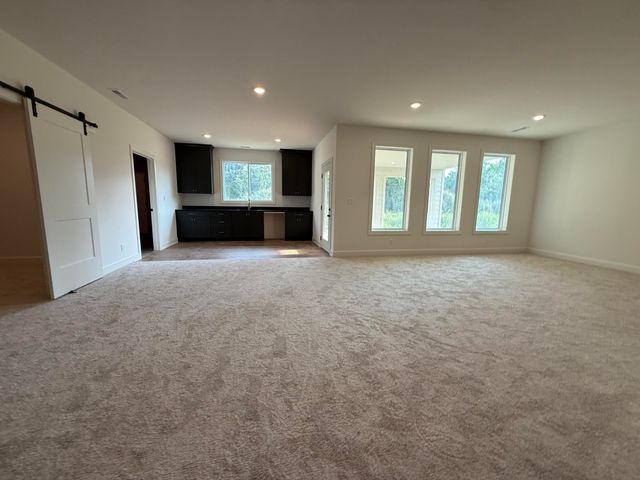 2816 EASLEY CABIN CIR, Columbia, MO 65201