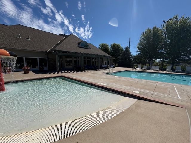 4928 159th Street N, Hugo, MN 55038