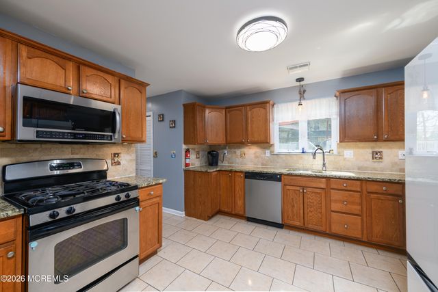 632 Washington Avenue, Union Beach, NJ 07735