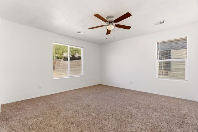 487 Treasure Stone Drive SW, Albuquerque, NM 87121