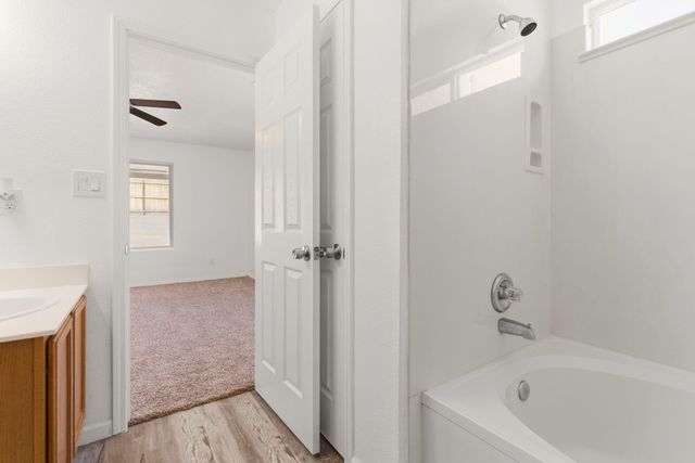 487 Treasure Stone Drive SW, Albuquerque, NM 87121