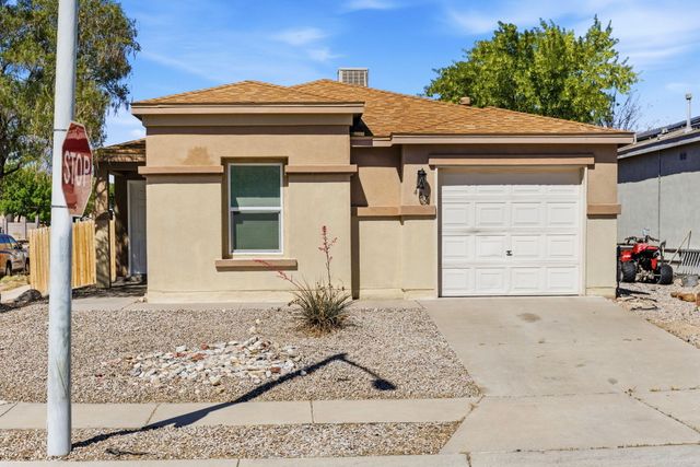 487 Treasure Stone Drive SW, Albuquerque, NM 87121