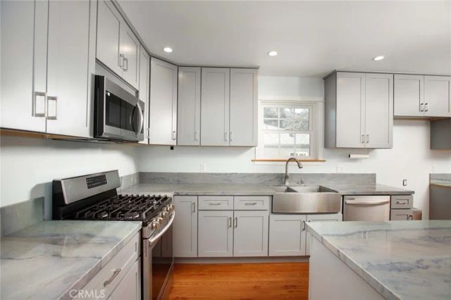 9819 Haines Canyon, Tujunga, CA 91042