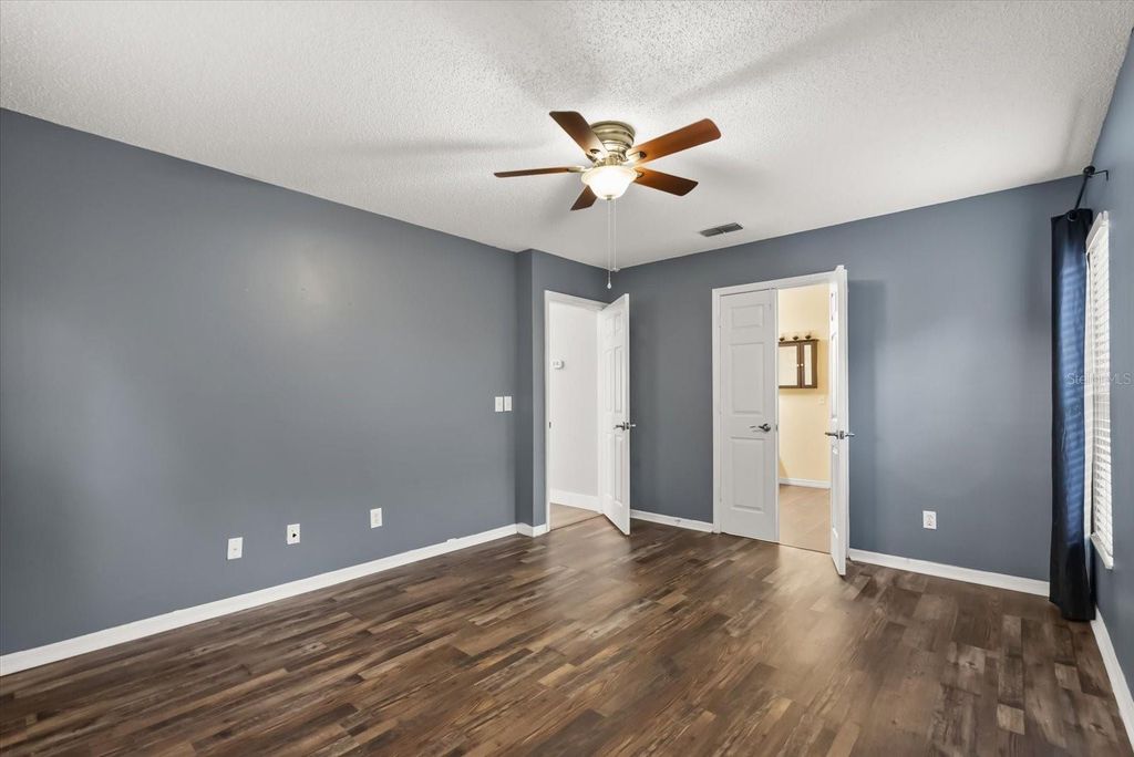 Image 15 of property listing at 2636 HERON LANDING COURT, Orlando, FL 32837