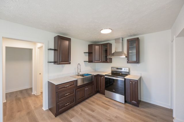 159 Hanklochte Dr, Decaturville, TN 38329