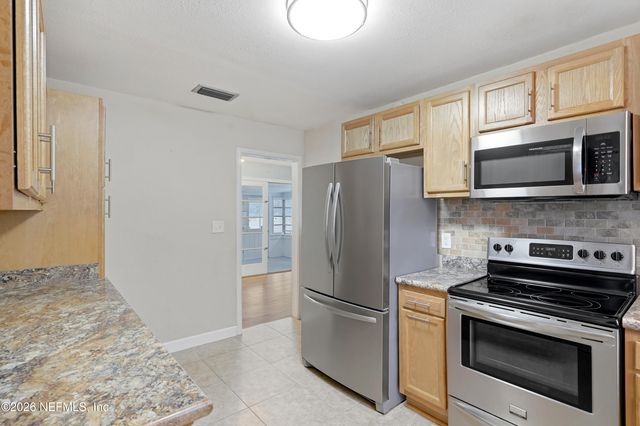 8206 CONCORD Boulevard W, Jacksonville, FL 32208