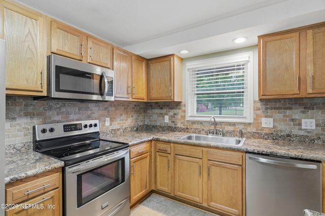 8206 CONCORD Boulevard W, Jacksonville, FL 32208