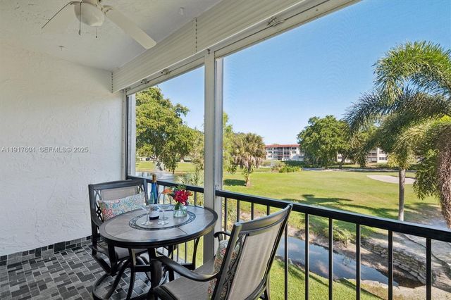 700 S Hollybrook Drive 201, Pembroke Pines, FL 33025