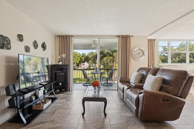 700 S Hollybrook Drive 201, Pembroke Pines, FL 33025