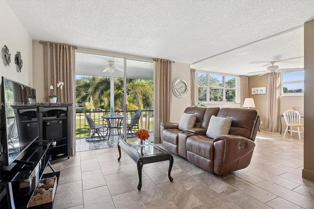 700 S Hollybrook Drive 201, Pembroke Pines, FL 33025