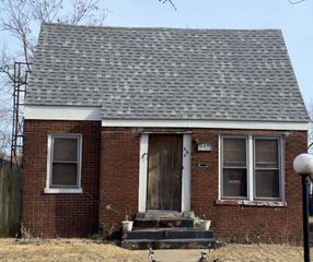 609 Martin Luther King Drive, Gary, IN 46402