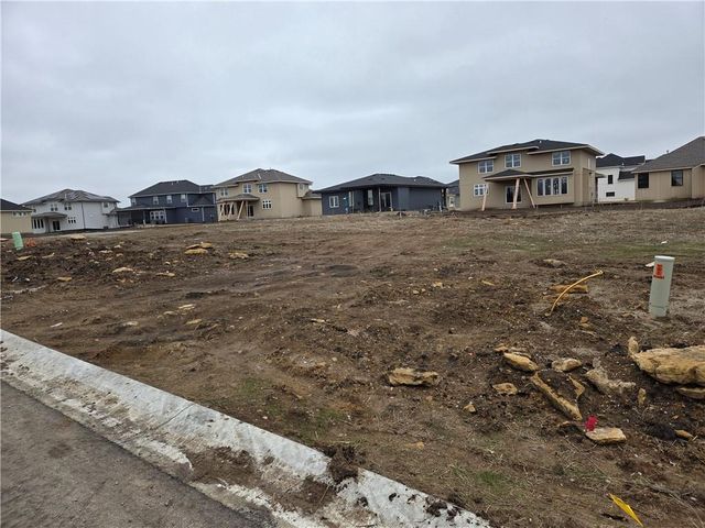 17434 W 169th Place, Olathe, KS 66062