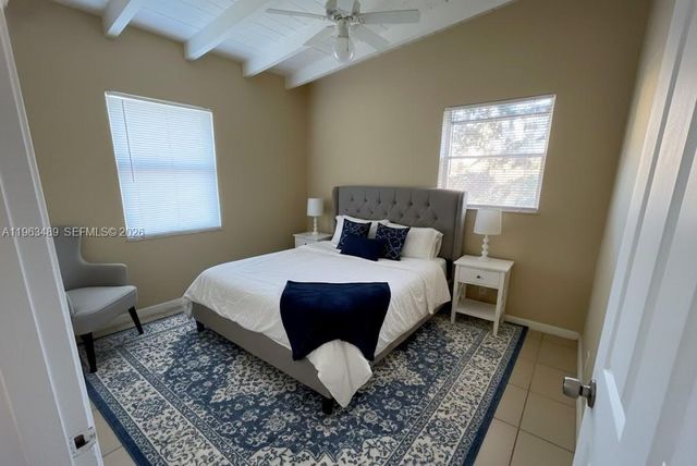 2349 NW 13th Ct, Fort Lauderdale, FL 33311