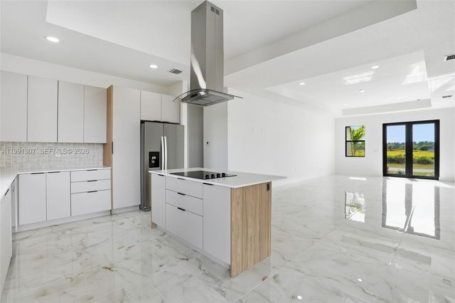 9027 bamboo cir, La Belle, FL 33935