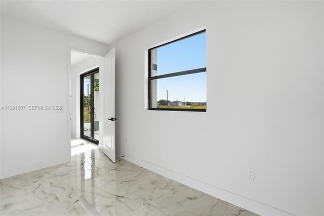 9027 bamboo cir, La Belle, FL 33935