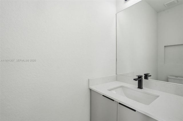 9027 bamboo cir, La Belle, FL 33935