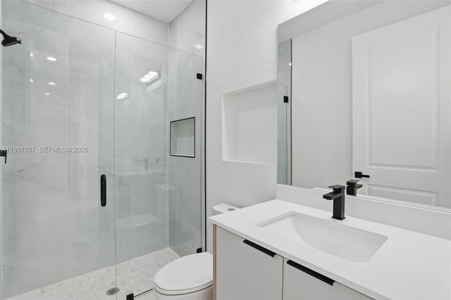 9027 bamboo cir, La Belle, FL 33935