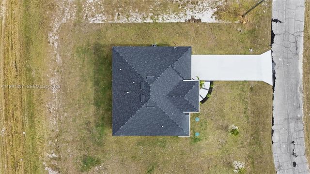 9027 bamboo cir, La Belle, FL 33935