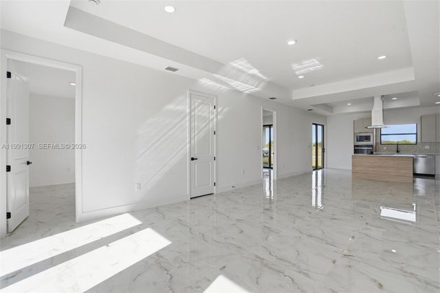 9027 bamboo cir, La Belle, FL 33935